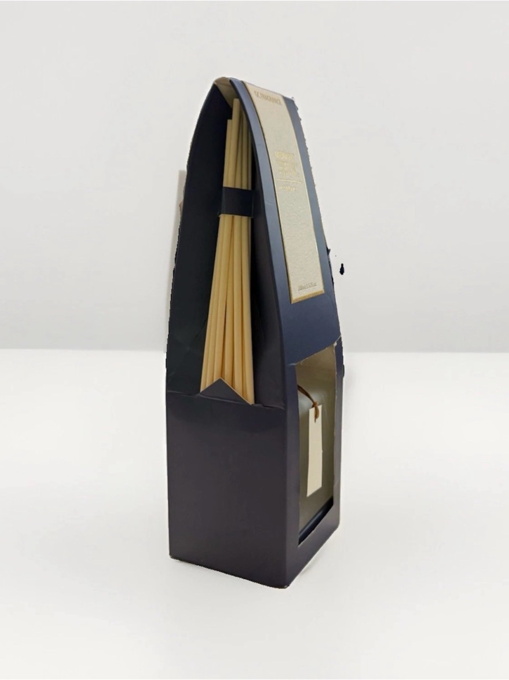 Midnight Reed Diffuser - Navy & Gold Accent - Picture 6 of 6